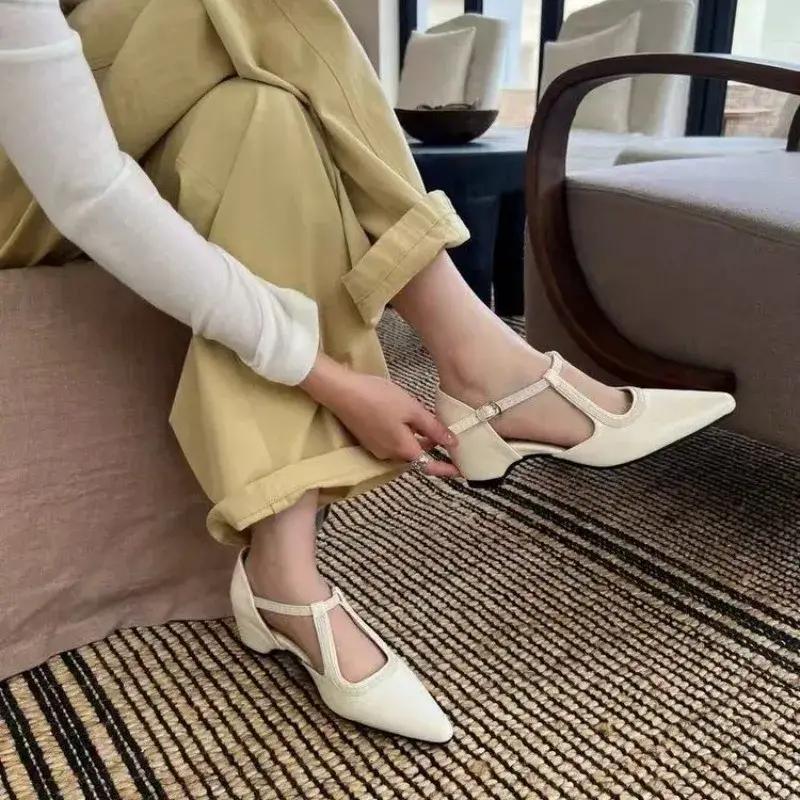 pointed-toe thick-soled flat women's sandals